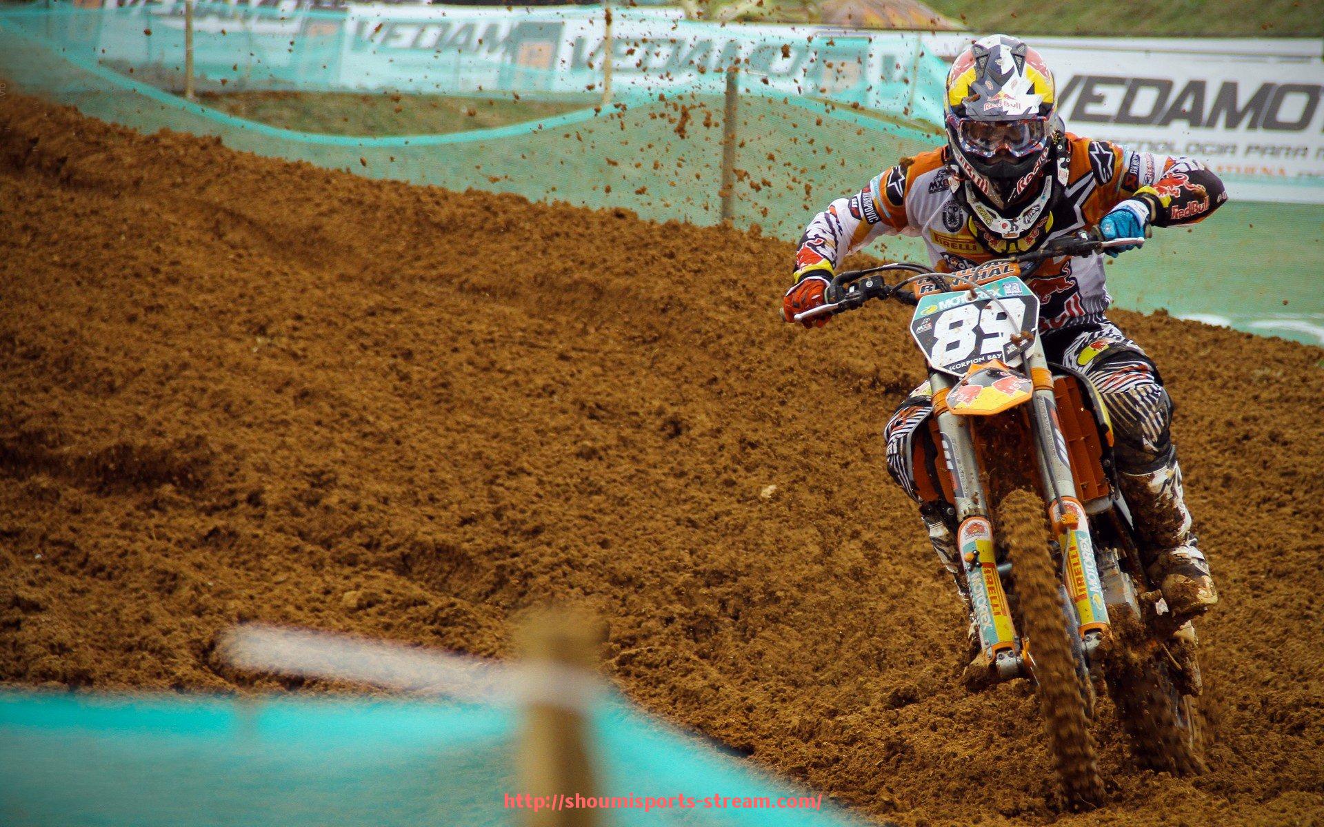 收米体育直播-世俱杯球员长途奔袭后直接破门的高光时刻实例盘点